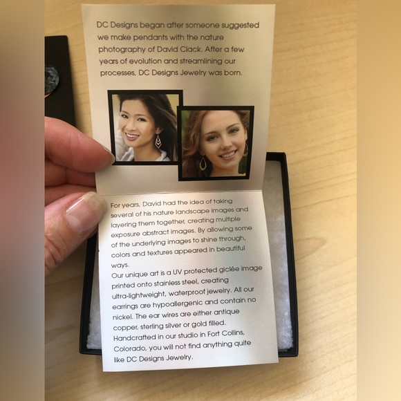 Brand new in box never worn DC designs earrings - Picture 5 of 6